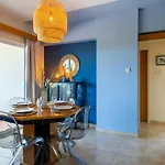 Bayview 2-br W Terrace In Lägenhet Larnaca