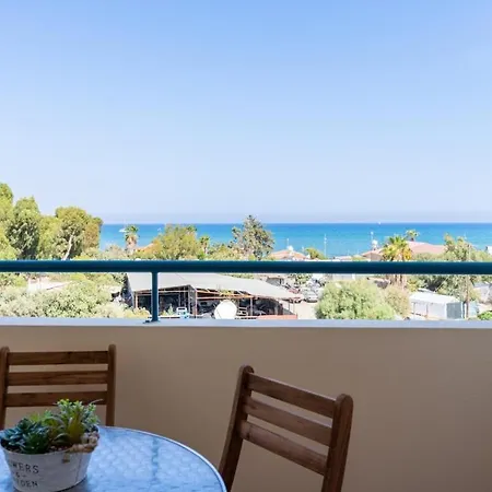 Bayview 2-br W Terrace In Appartement
