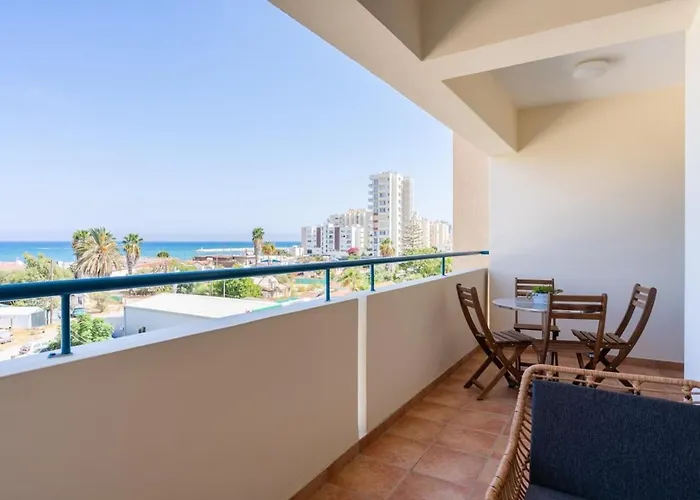 Διαμέρισμα Bayview 2-br W Terrace In Λάρνακα