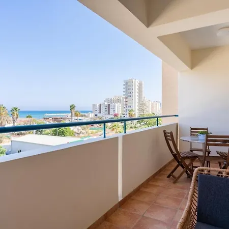 Apartment Bayview 2-br W Terrace In Larnaca
