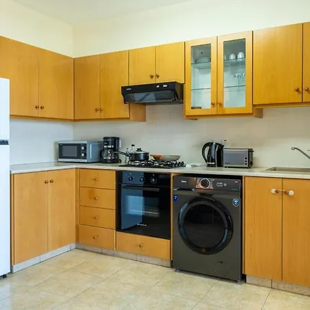 Bayview 2-br W Terrace In Apartamento *