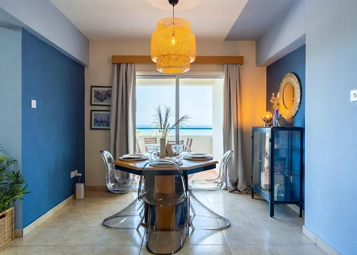 Bayview 2-br W Terrace In *